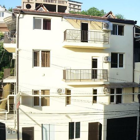Holiday Home On Aygestan 11 Yerevan Bagian luar foto