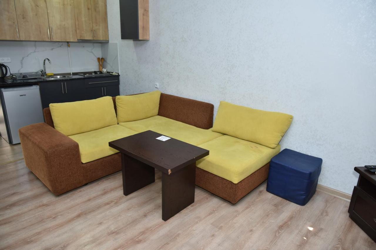 Holiday Home On Aygestan 11 Yerevan Bagian luar foto