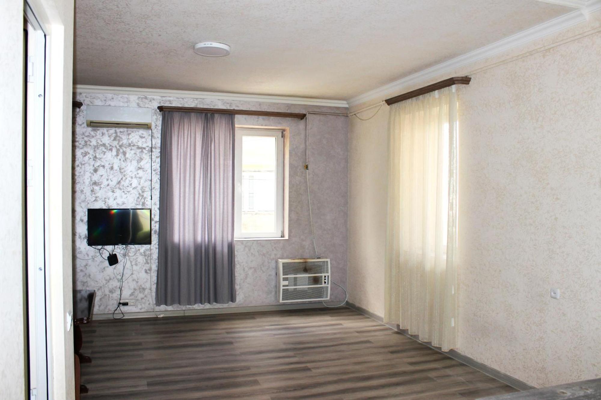 Holiday Home On Aygestan 11 Yerevan Ruang foto