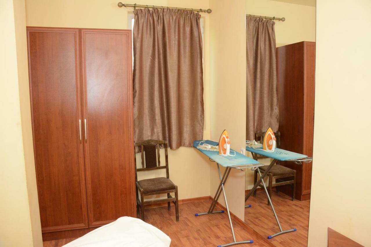 Holiday Home On Aygestan 11 Yerevan Bagian luar foto