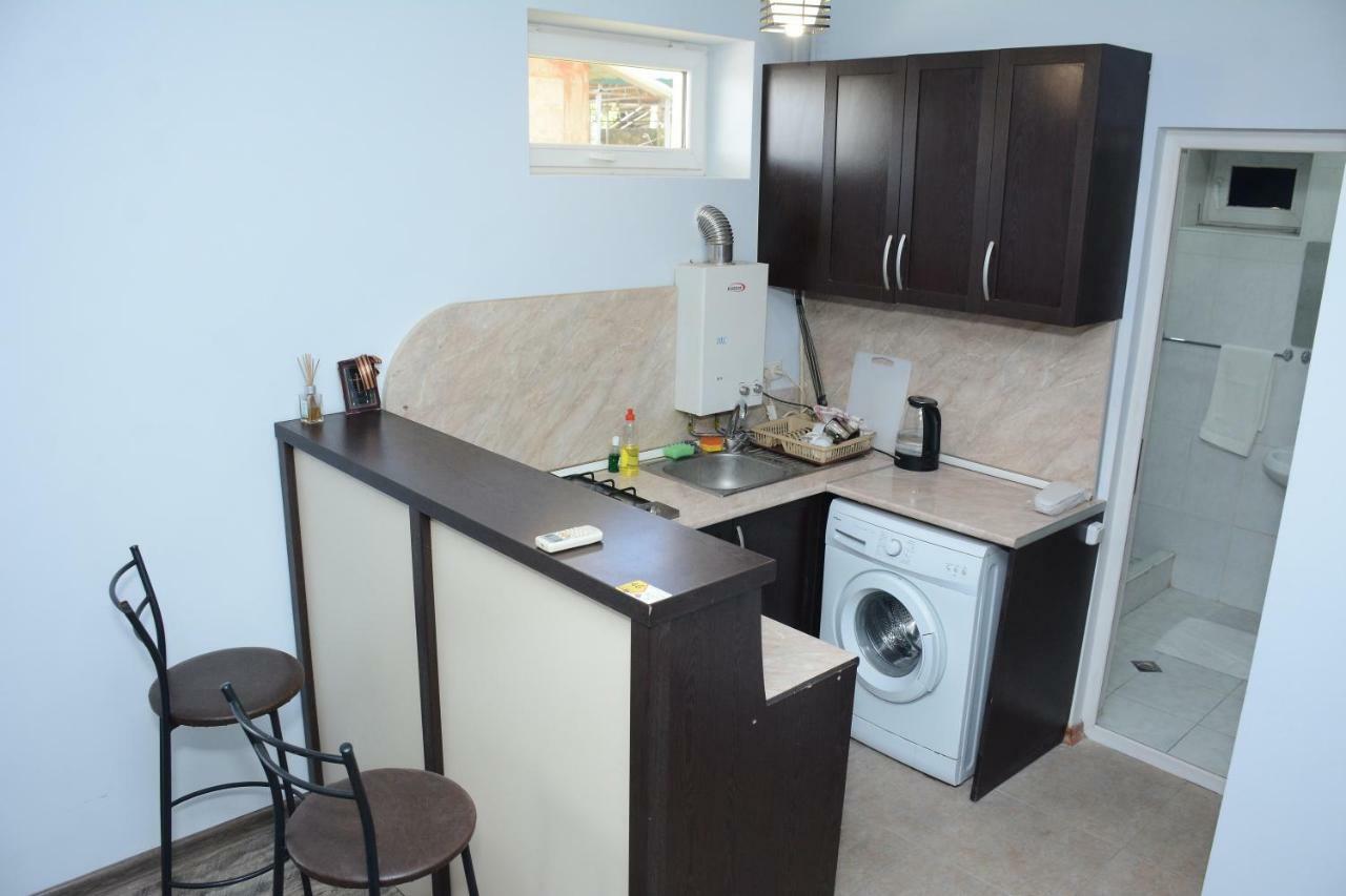 Holiday Home On Aygestan 11 Yerevan Bagian luar foto
