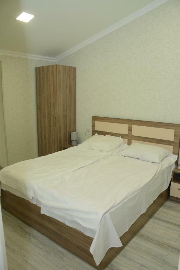 Holiday Home On Aygestan 11 Yerevan Bagian luar foto