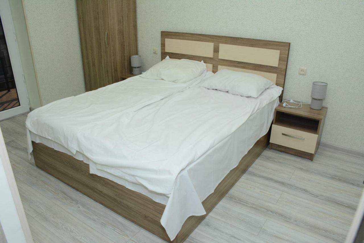 Holiday Home On Aygestan 11 Yerevan Bagian luar foto