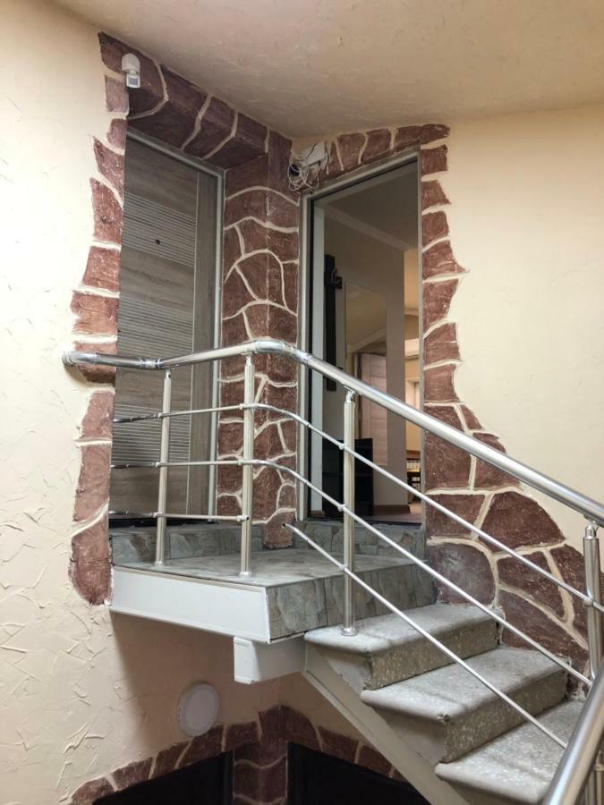 Holiday Home On Aygestan 11 Yerevan Bagian luar foto